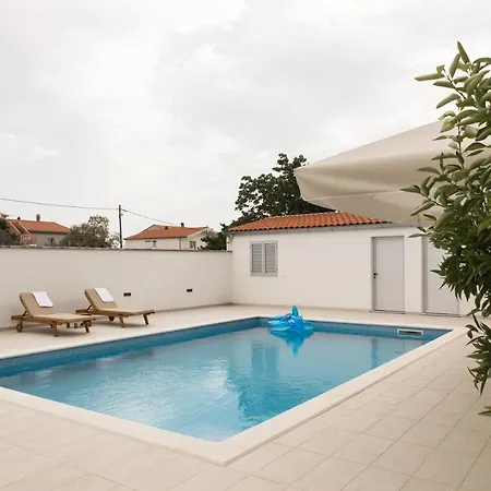 Appartamento - Luxury With Private Pool Zara