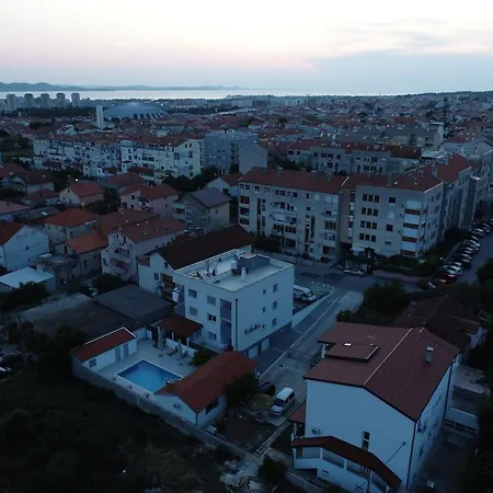 - Luxury With Private Pool Zadar