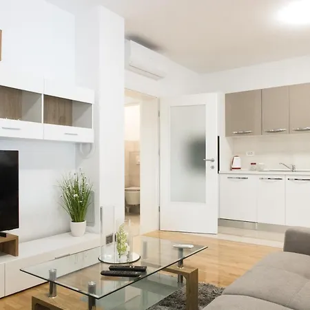 Apartment - Luxury With Private Pool Zadar